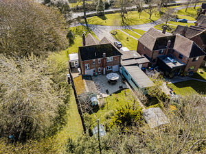 Photo 14- click for photo gallery